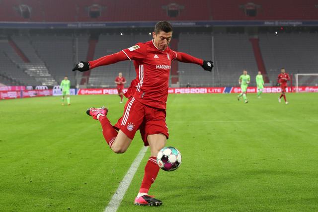 卡塞米罗达成曼联生涯100场里程碑 15球9助+2冠