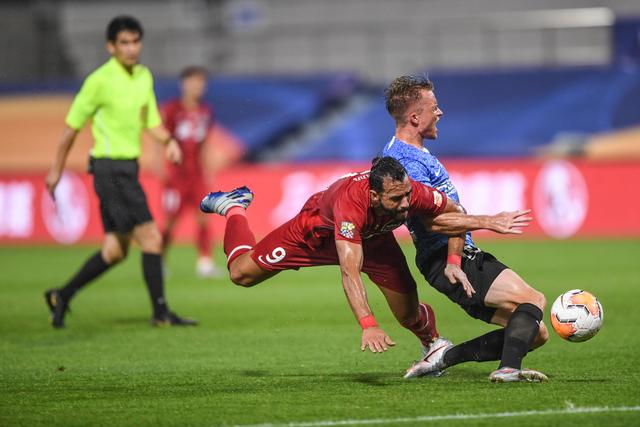 美国男篮热身赛险胜澳大利亚 詹姆斯贡献10分